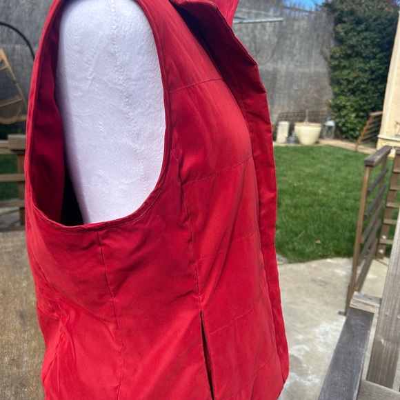 Faconnable Women's Vest - Size large - Excellent Quality - Picture 4 of 6